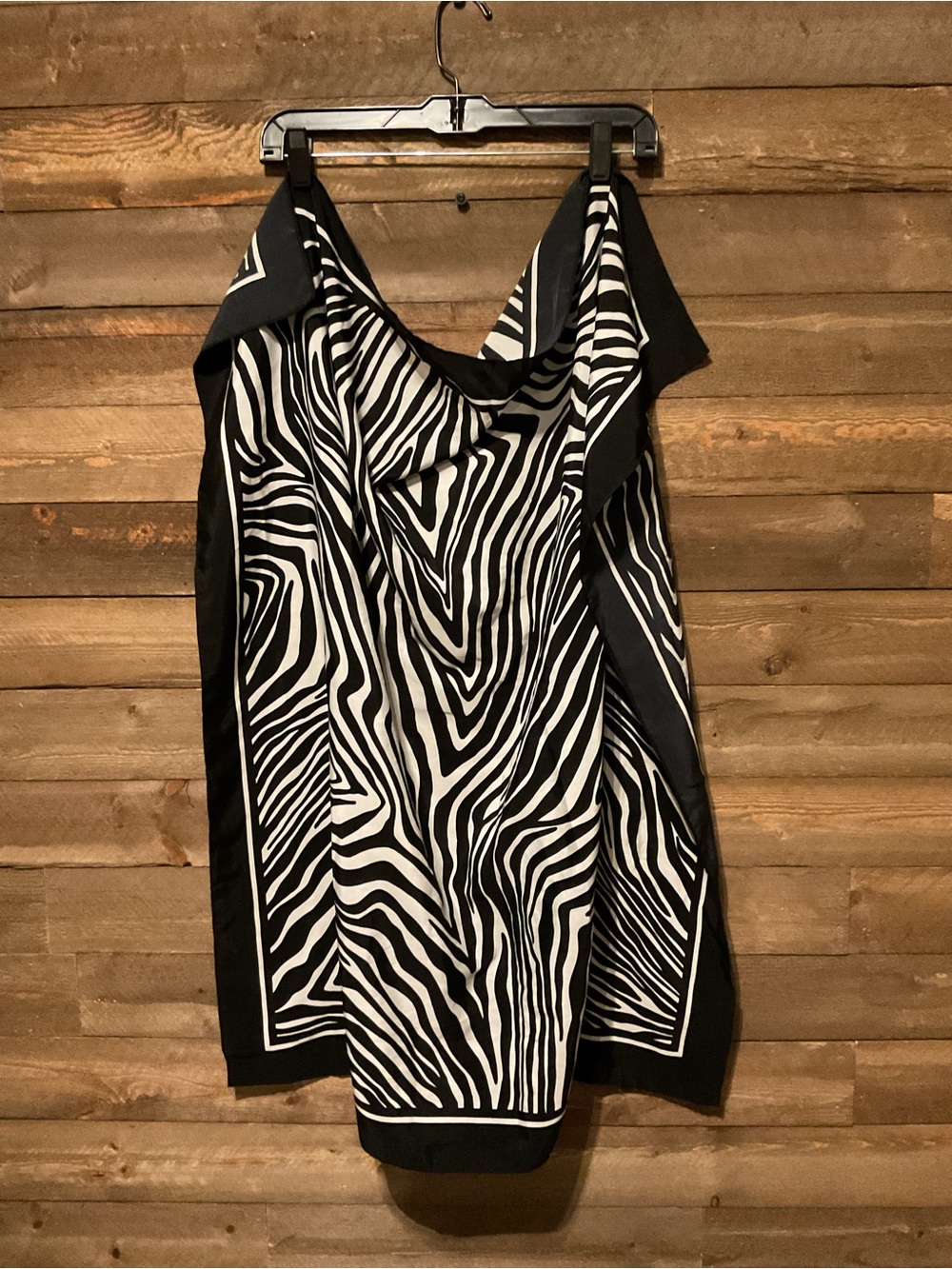 Black And White Zebra Stripe Print Scarf 34x34